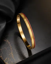 Elegant Gold Enamel Bracelet